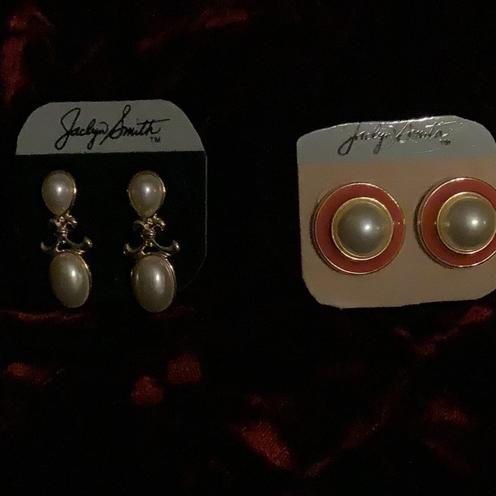 Jaclyn Smith earrings